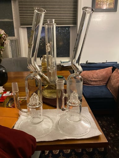 Preview pic of Natty Neck Male Stem-Inv4