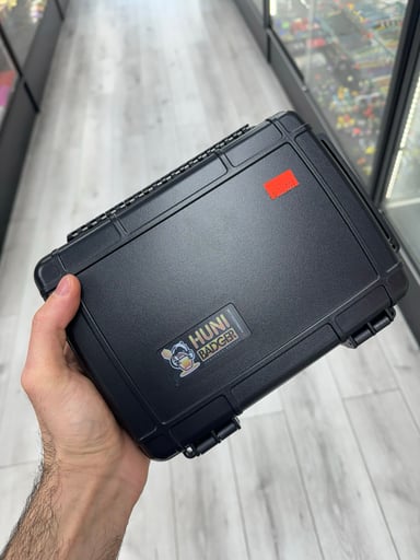 Preview pic of Huni badger case black