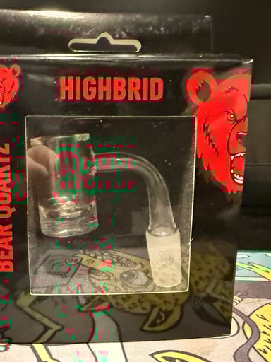 Preview pic of Bear quartz hybrid banger