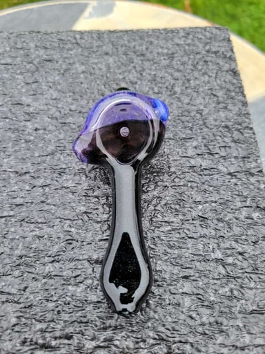 Preview pic of Galaxy spoon purple lilac cap