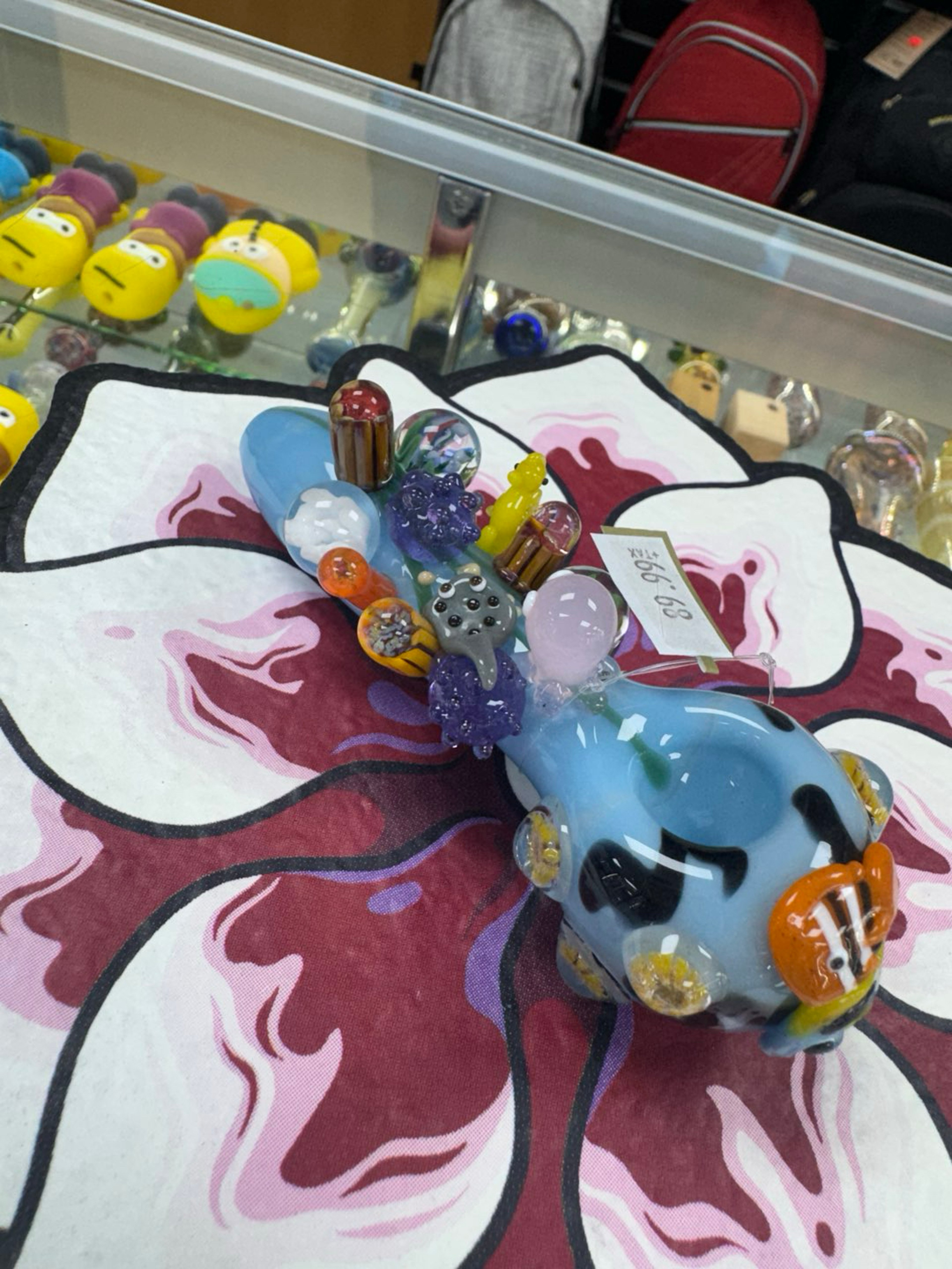 Preview pic of Empire glasswork hand pipe 3