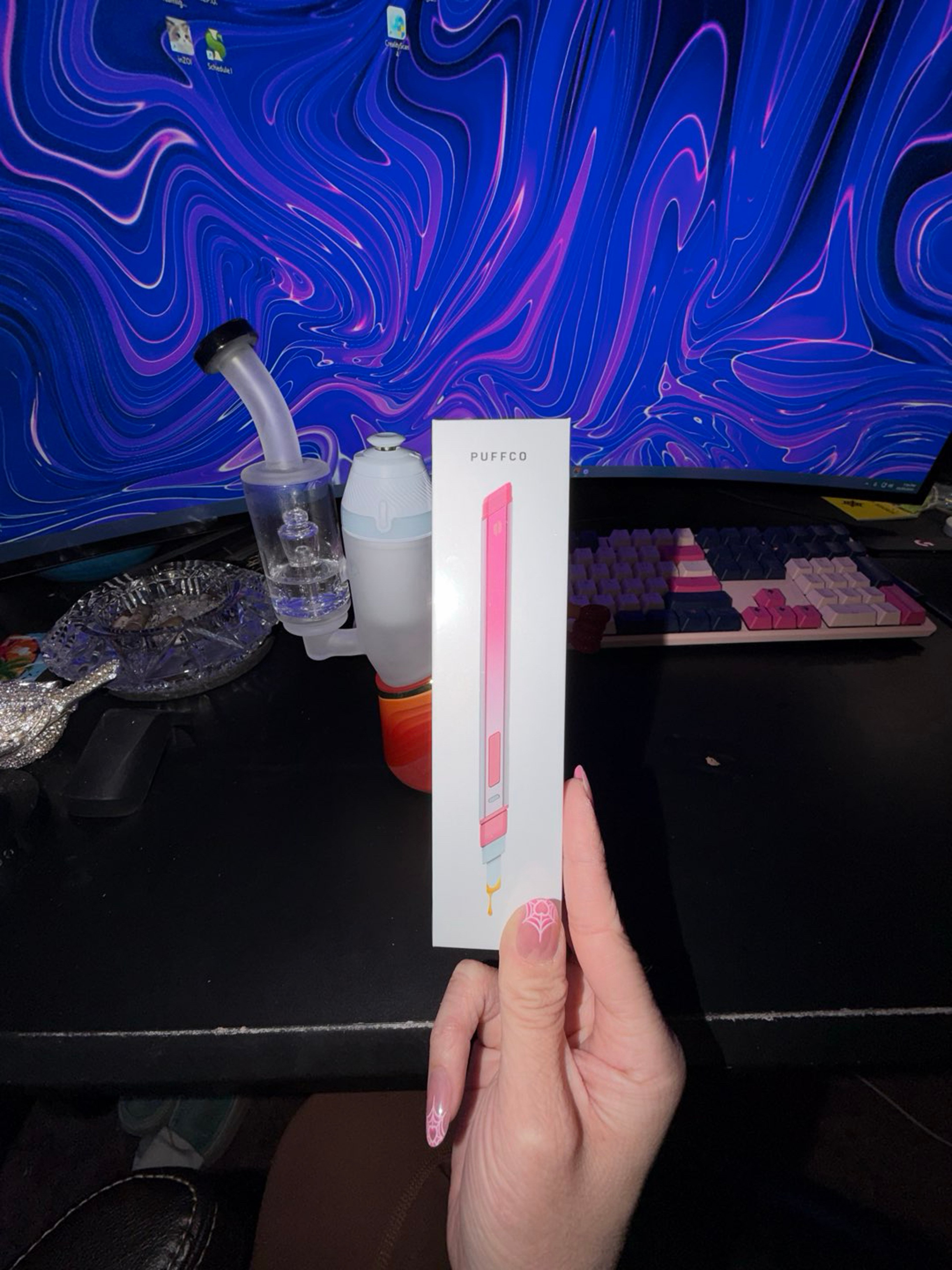 Preview pic of Puffco Hot Knife - Paradise Pink (Limited Edition)