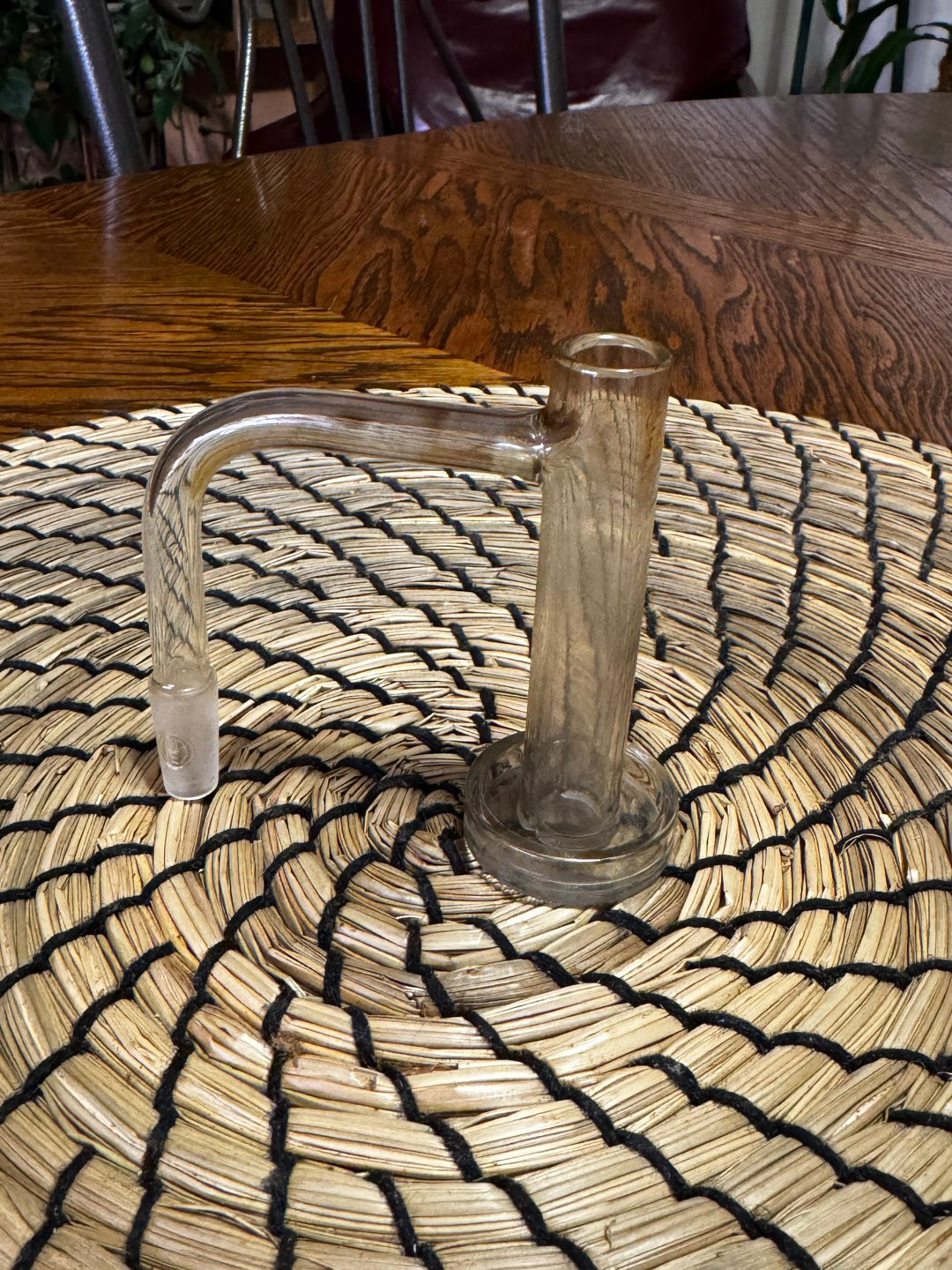 Preview pic of Highly educated control tower w/ pillar