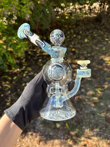 Preview pic of “Atmos” by Ebox Glass and Glass Melts Mikah