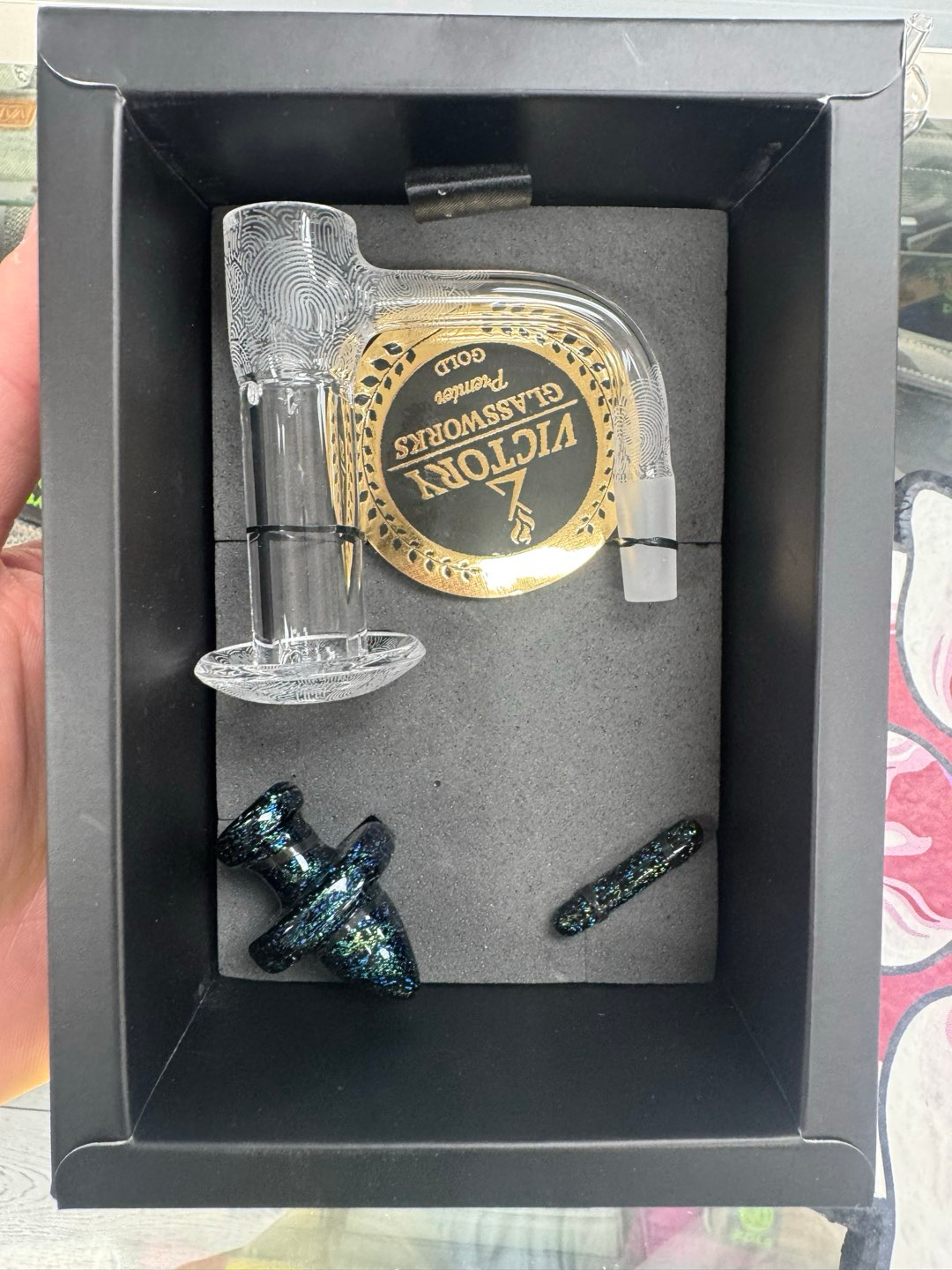 Preview pic of Victory glass work xl ceres gold set dichro