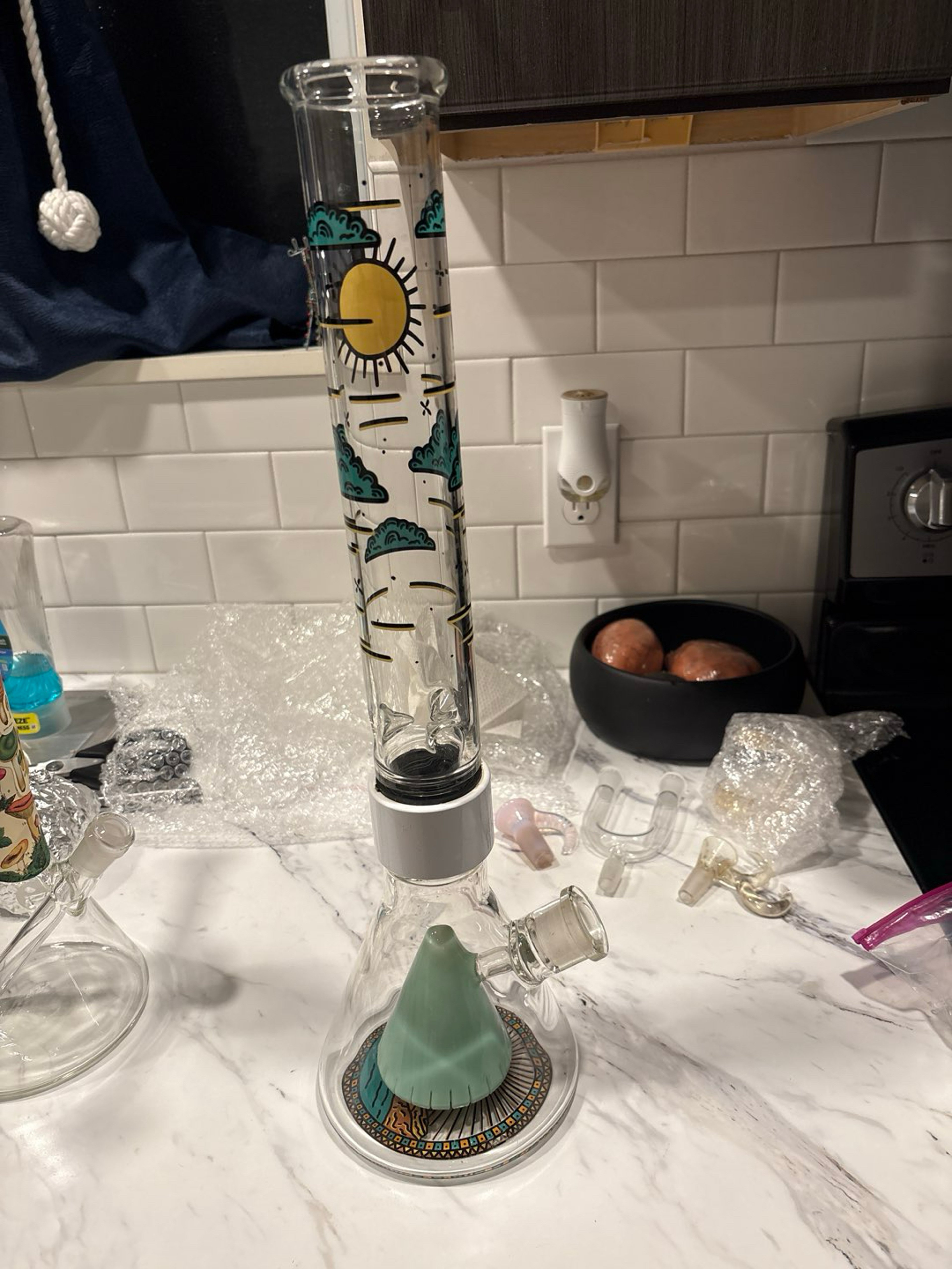 Preview pic of Prism bong with collins perc