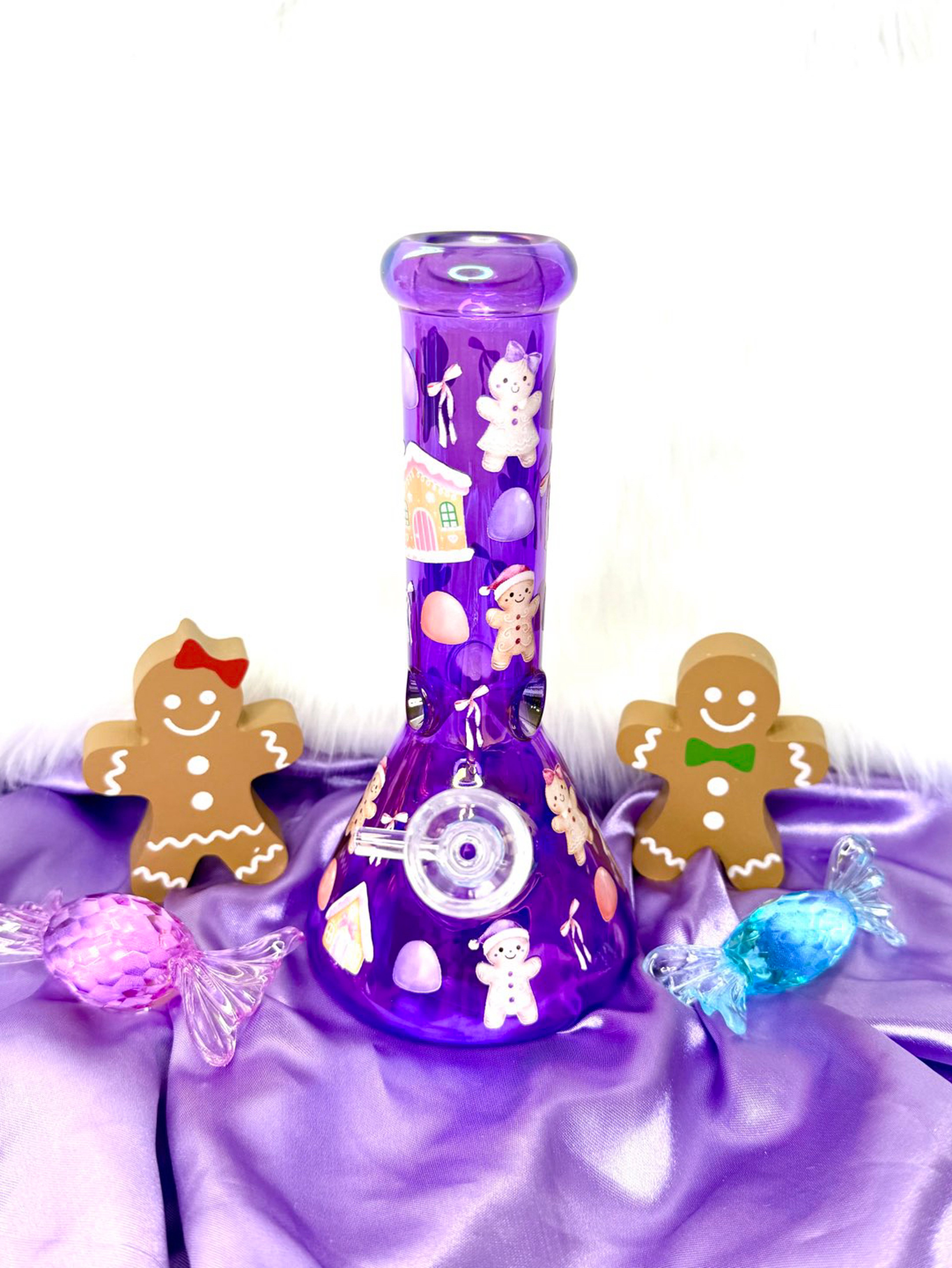 Preview pic of Purple Iridescent Gingerbread Man Bong