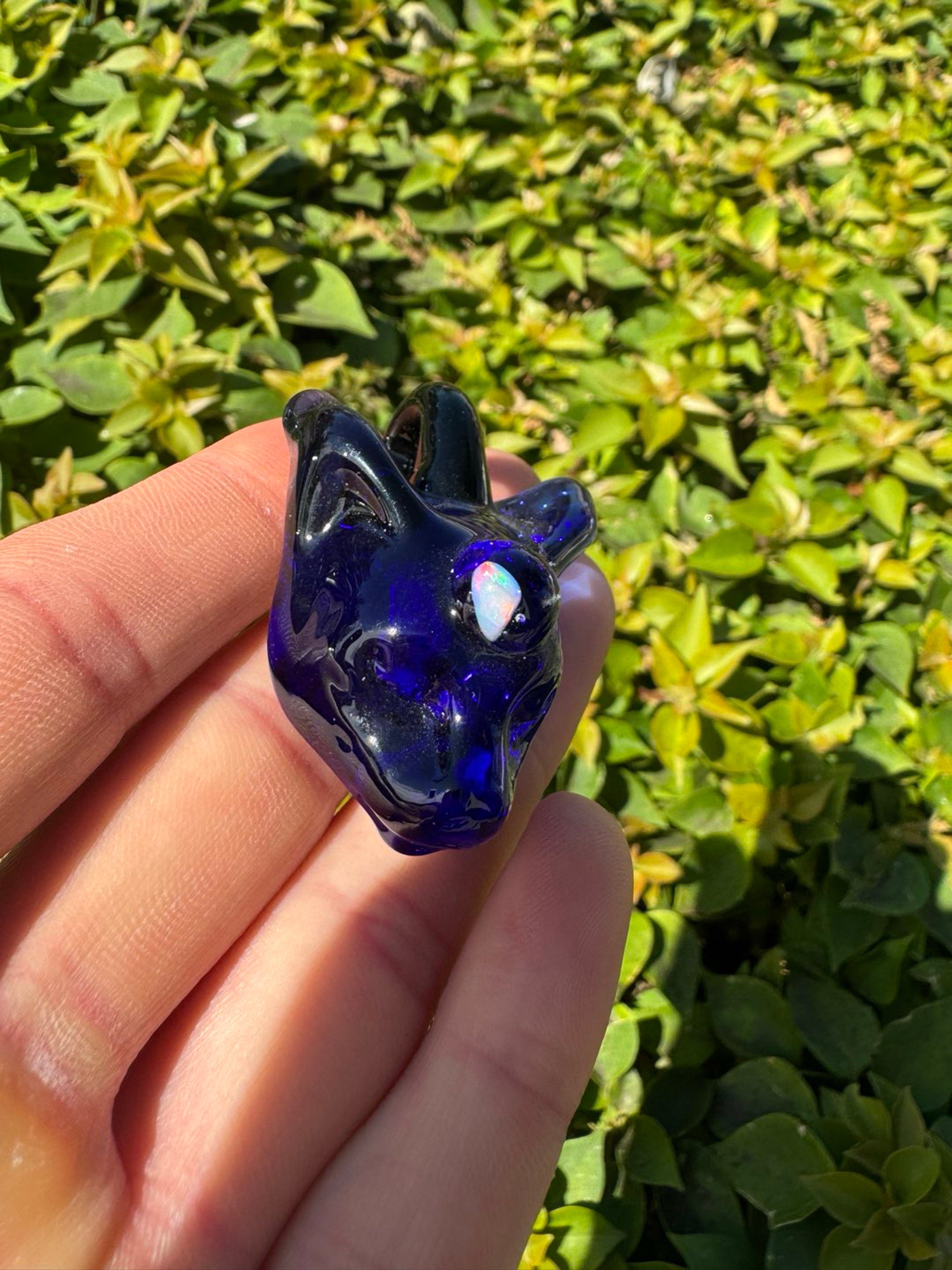 Preview pic of Medium size blue fox face with opal