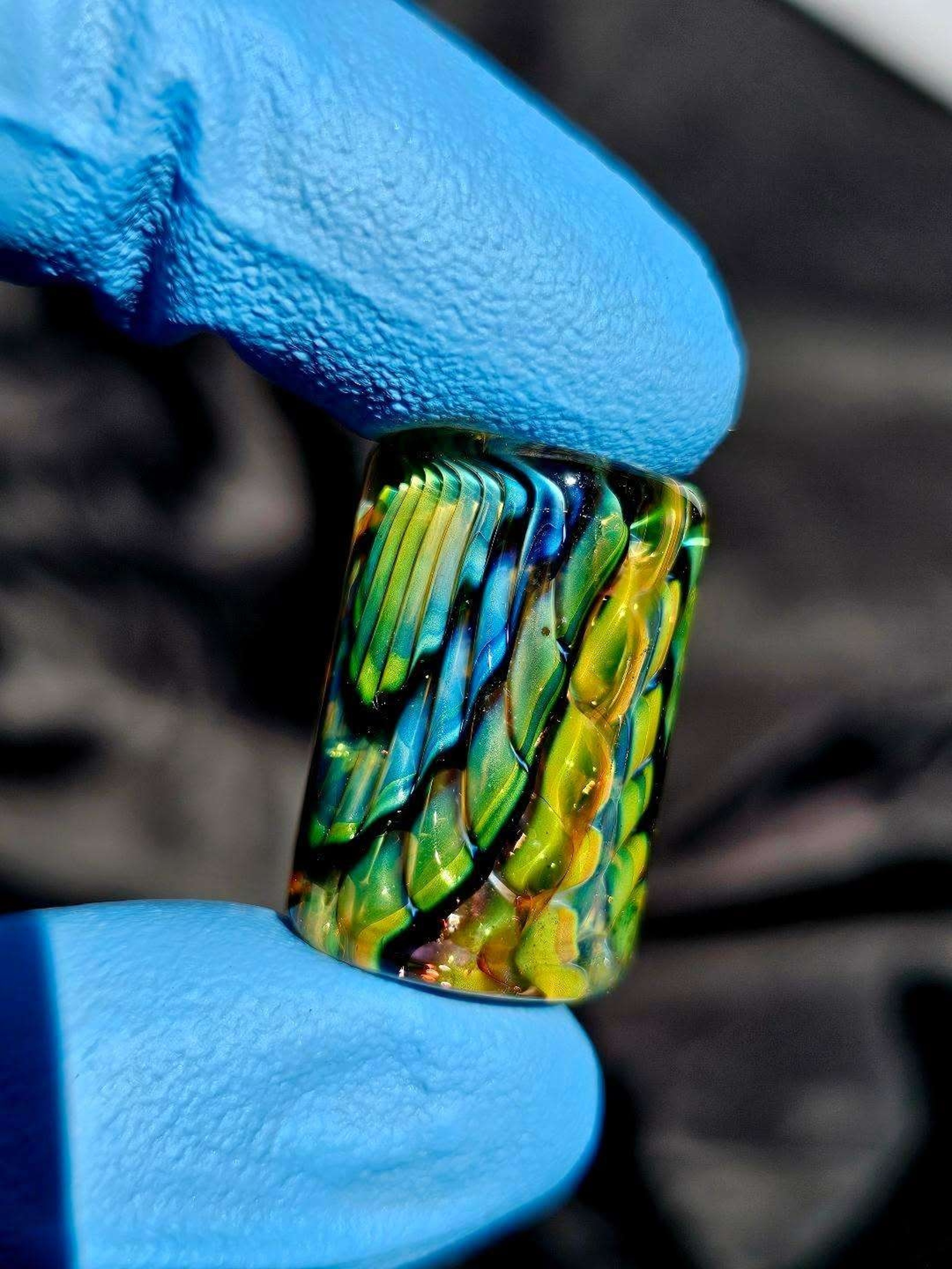 Preview pic of Dosh bead