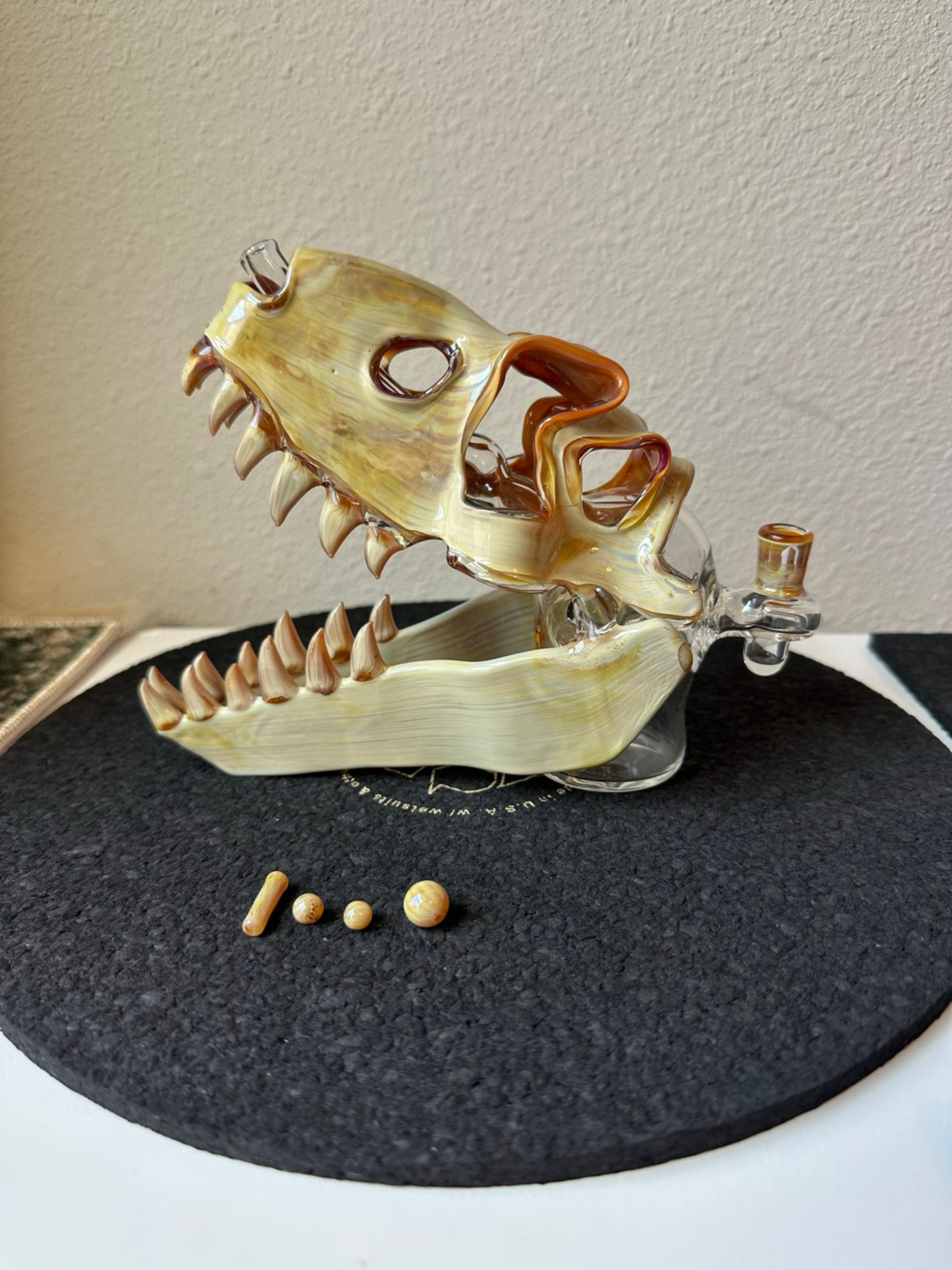 Slurm Snob T-Rex with slurper accessories image 0