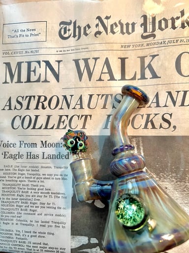 Preview pic of 🆕  Mini Fume Bong 🦎