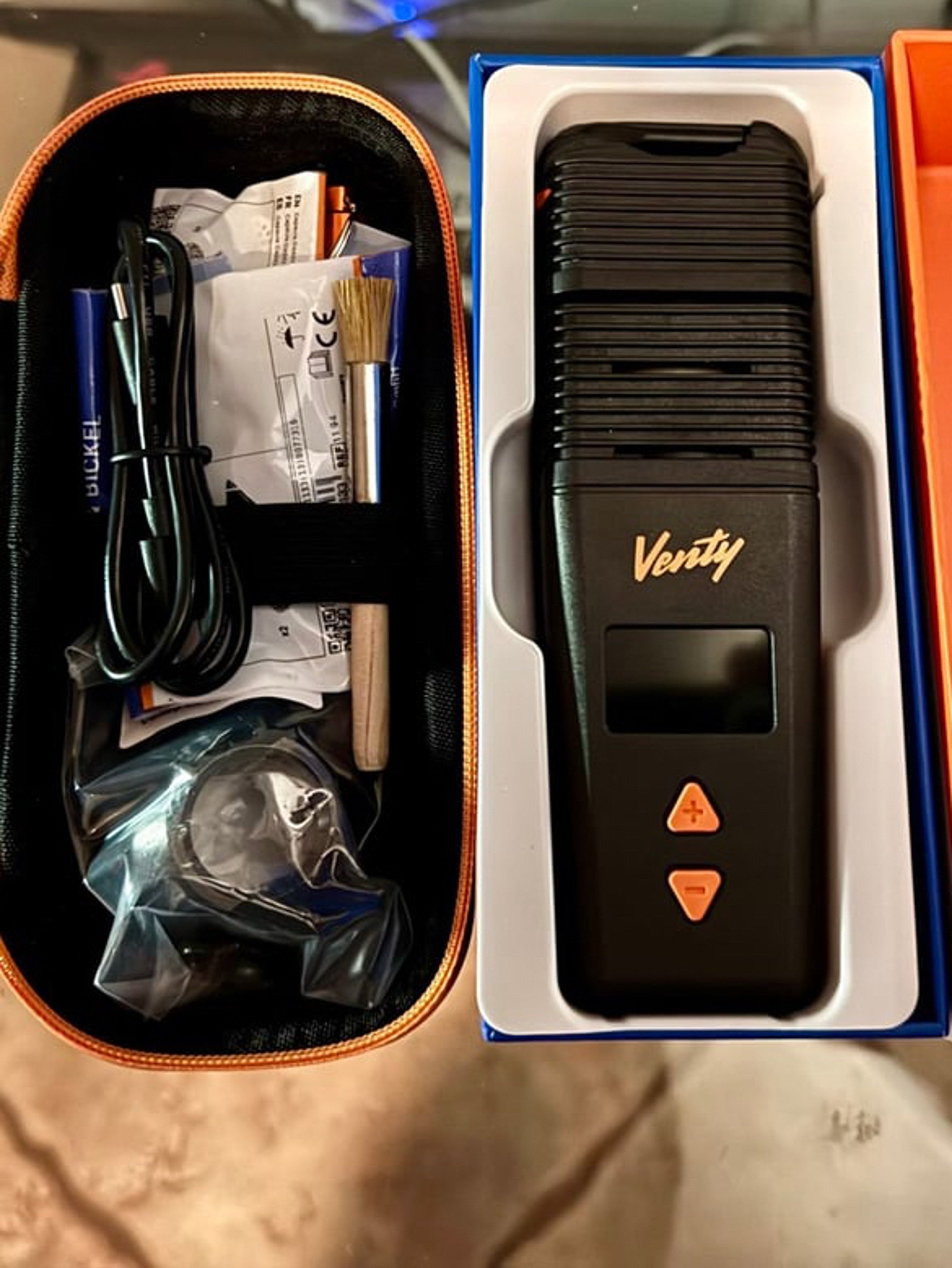 Preview pic of Venty Vaporizer By Storz and Bickel Excellent Condition Lightly Used
