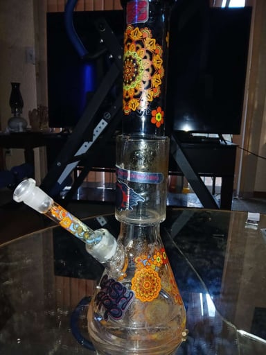 Preview pic of Beaker bong spiral chamber