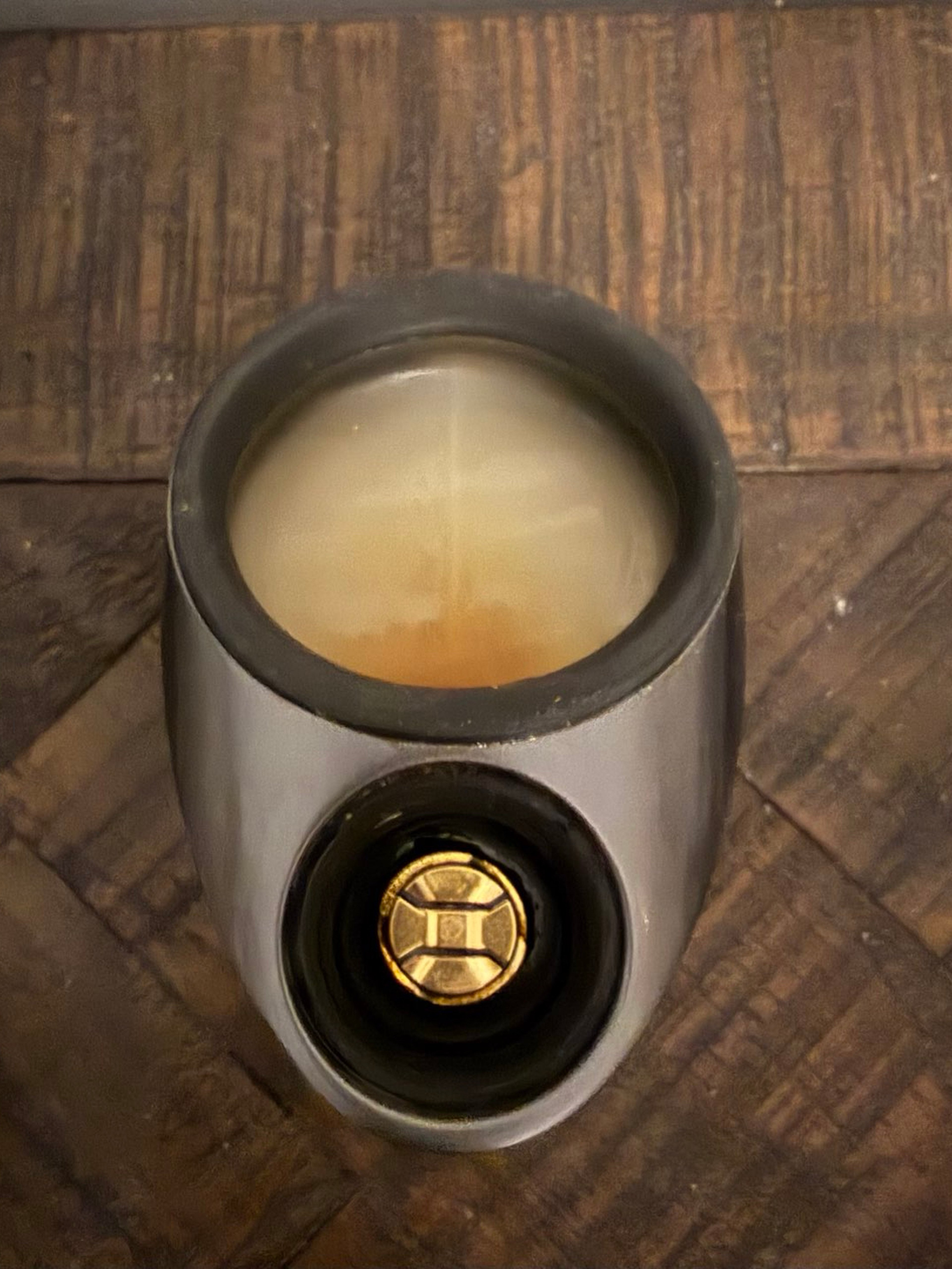 Puffco pro base and atomizers image 0