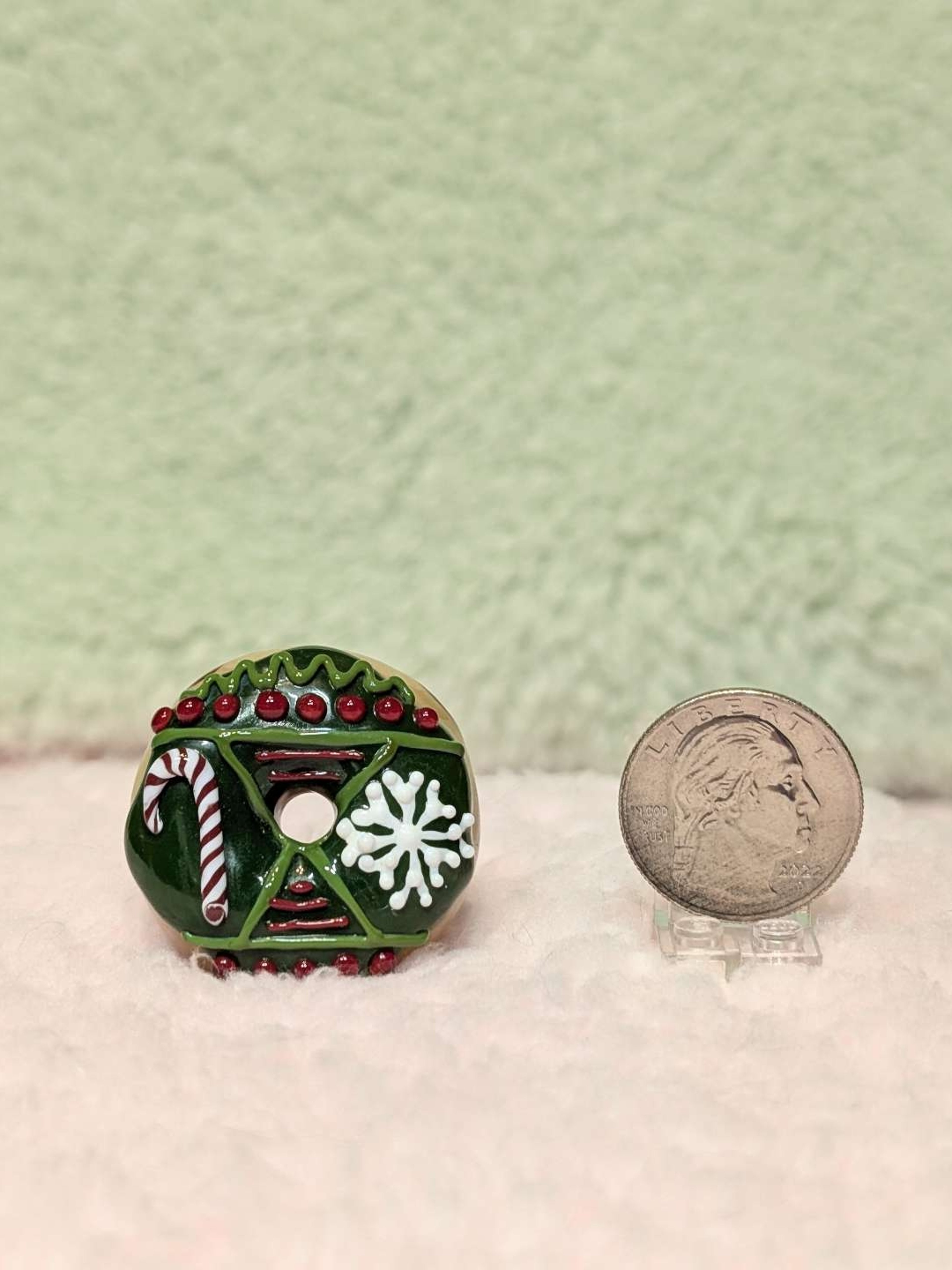 Preview pic of KGB Glass x Sarah Marblesbee Christmas 2016