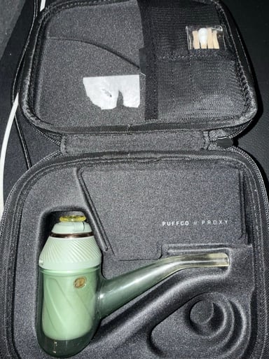 Preview pic of Puffco proxy almost new