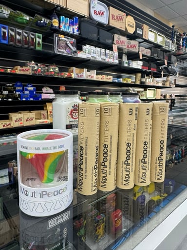 Preview pic of Moose lands mouth peace with 5 pack of filters Rasta