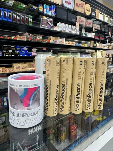 Preview pic of Moose lands mouth peace with 5 pack of filters pink blue