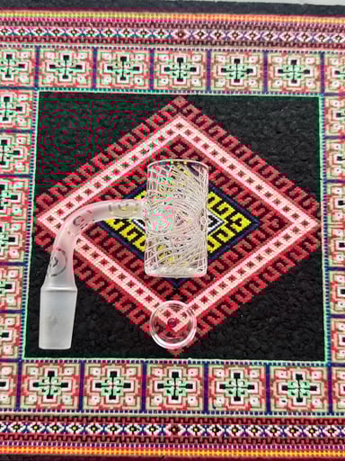 Preview pic of Eternal Quartz Engraved 25mm Banger with Ill Glass Insert and Terp Pearl *Like New*