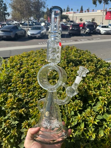 Preview pic of Lookah 17.5” recycler style black