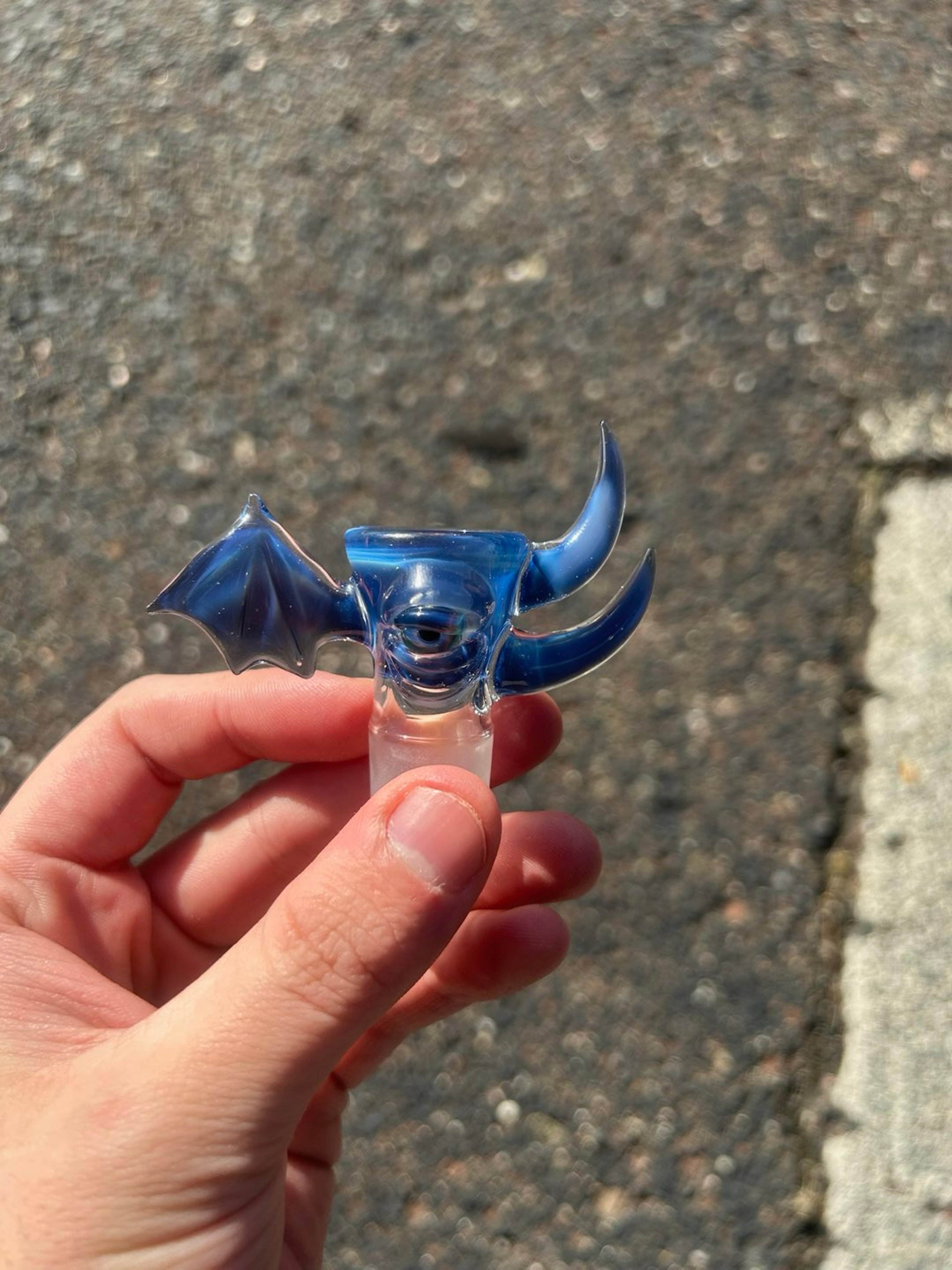 18/4 Dippy Monster Eye / Creature Slide image 0