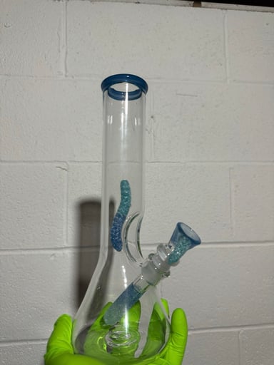 Preview pic of Emperial glass sour worm tube