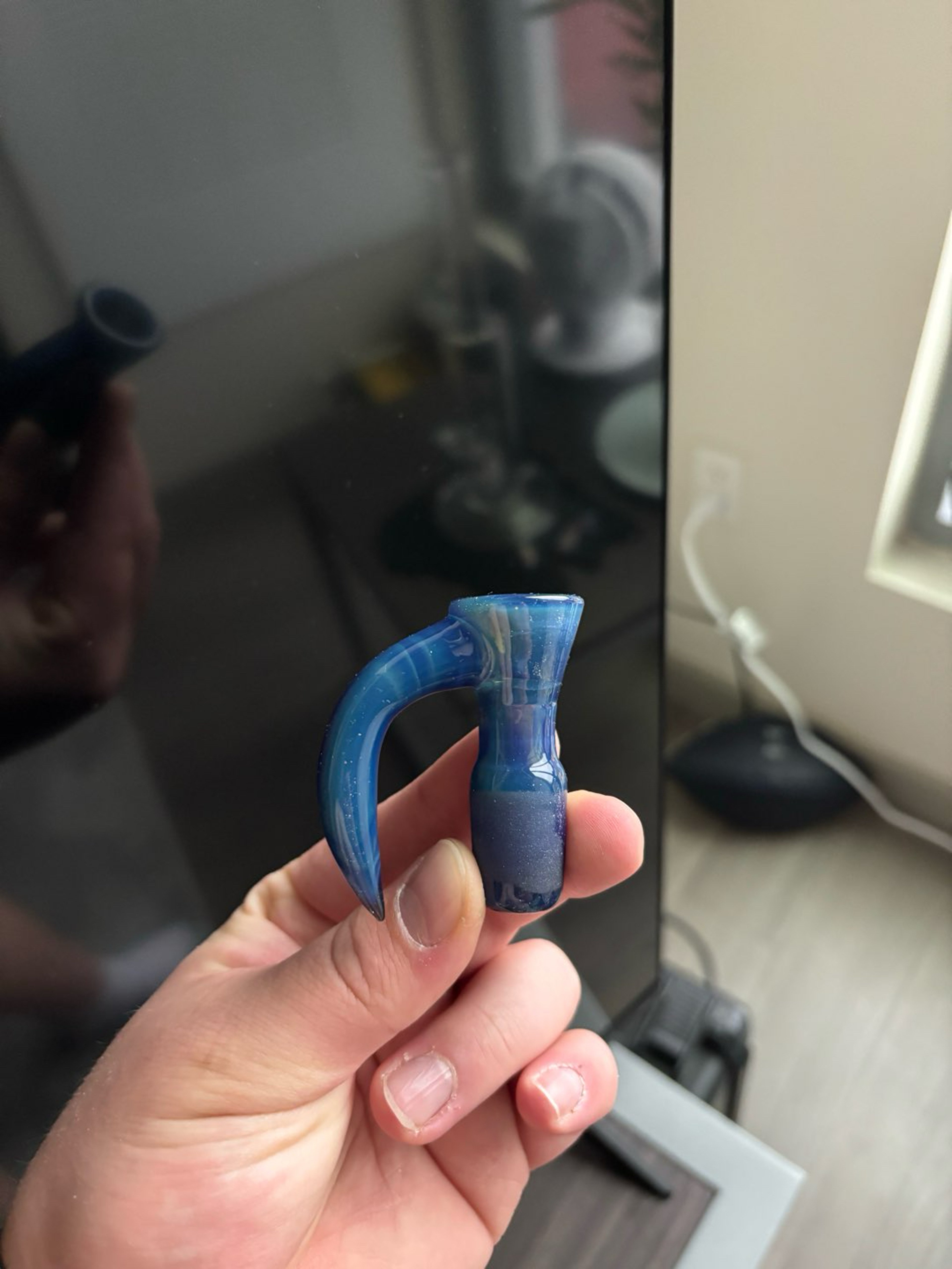 New School Glass Fully Worked 4 Hole 18mm Slide image 0