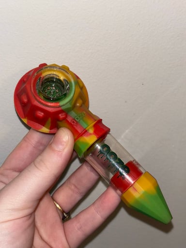 Preview pic of Ooze Silicone Pipe - Rasta