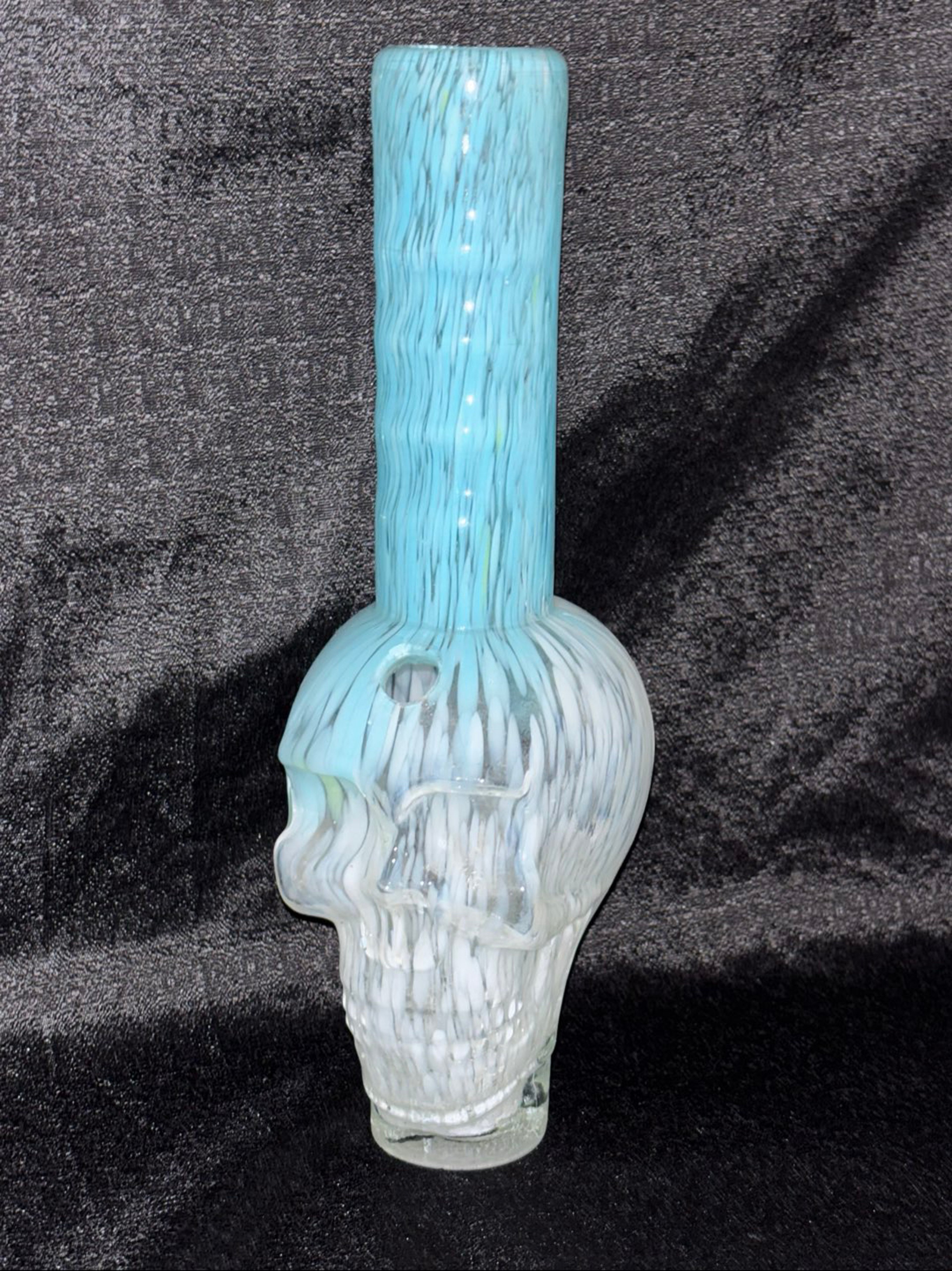 Blue&White Skull Bong image 0