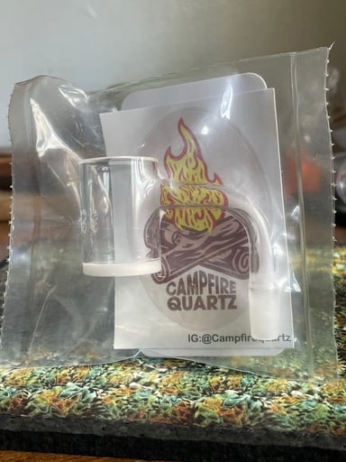 Preview pic of Campfire Quartz Opaque bottom 10mm banger