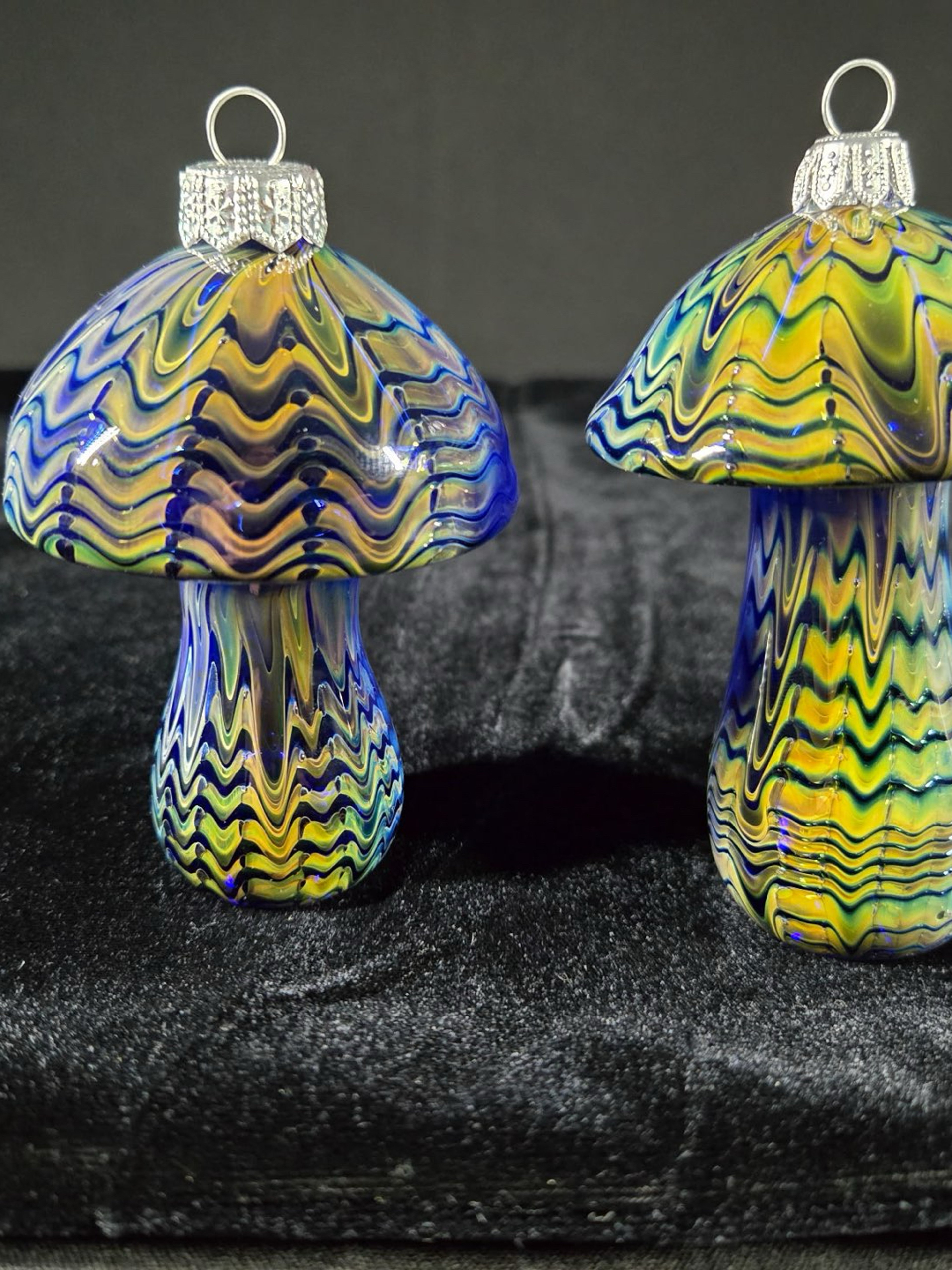 Preview pic of Mushroom Chillum/Ornament