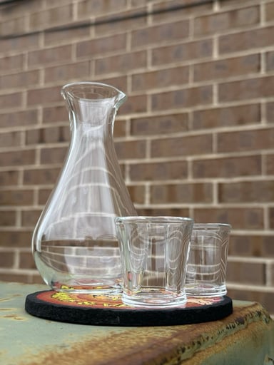 Preview pic of Sake bottle with two shot glasses