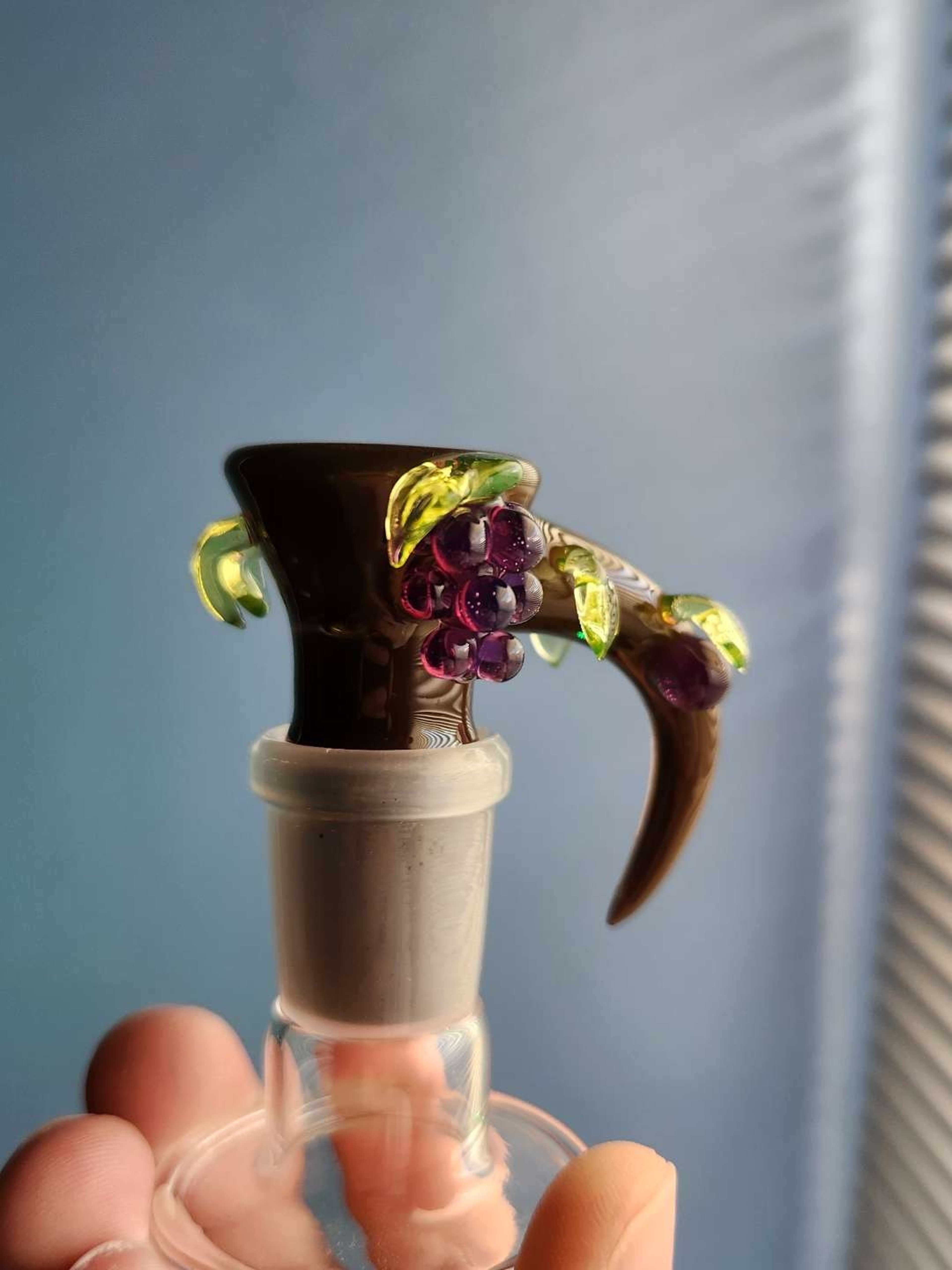 Preview pic of Welch Glass Full UV Grapevine slide