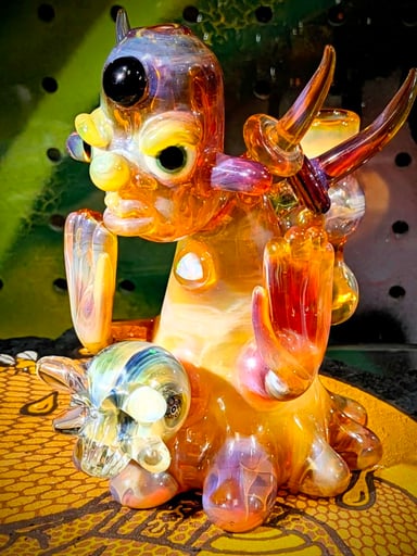 Preview pic of Mongrel with skull 3rd eye