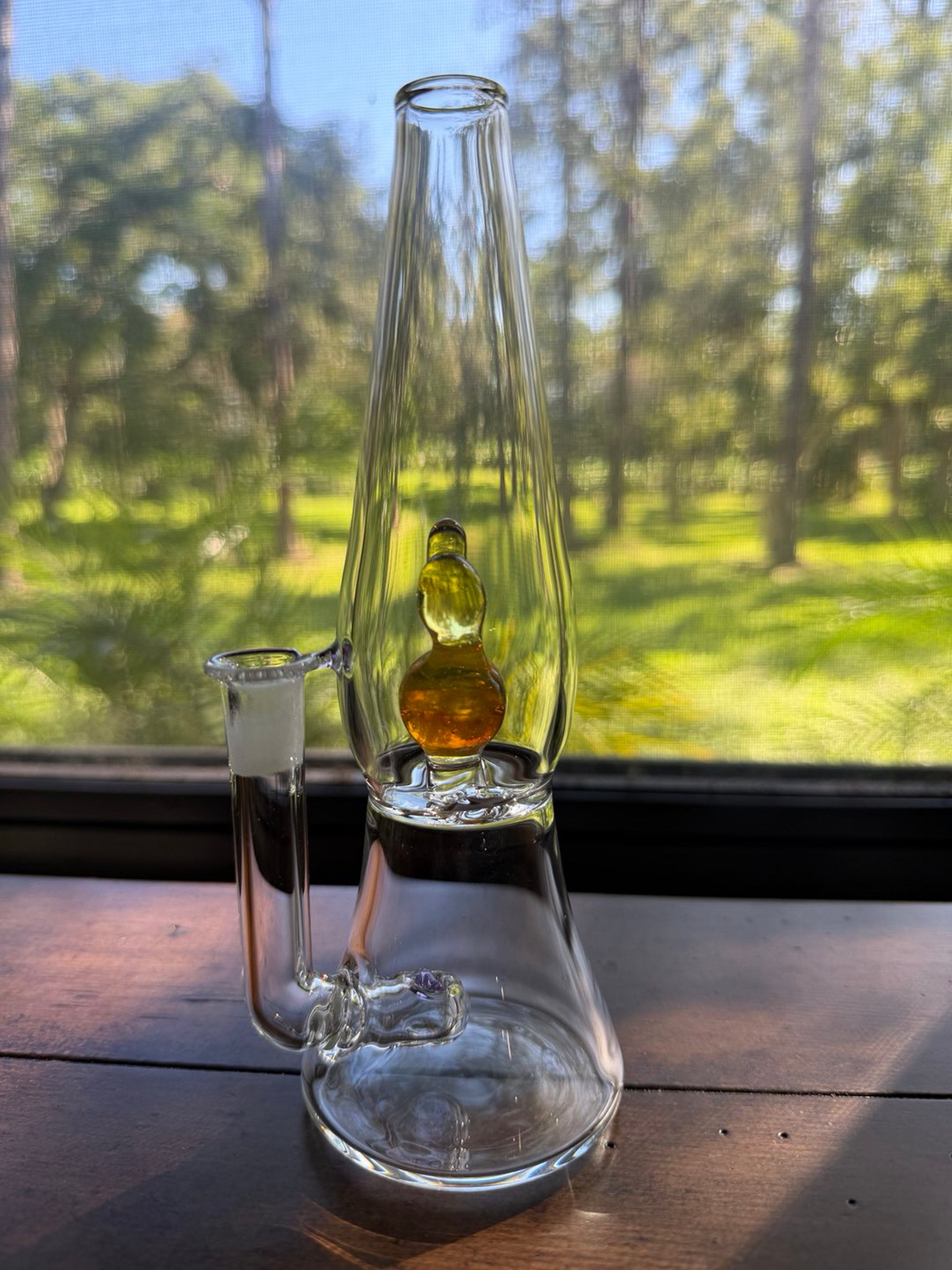 Preview pic of guruglass blooper lamp