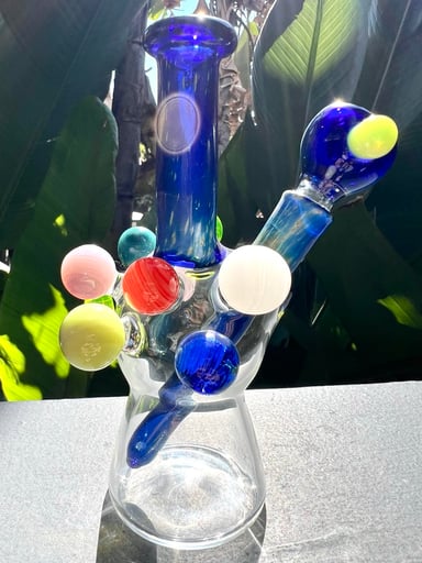 Preview pic of 🪐 Planet Bong 🧿