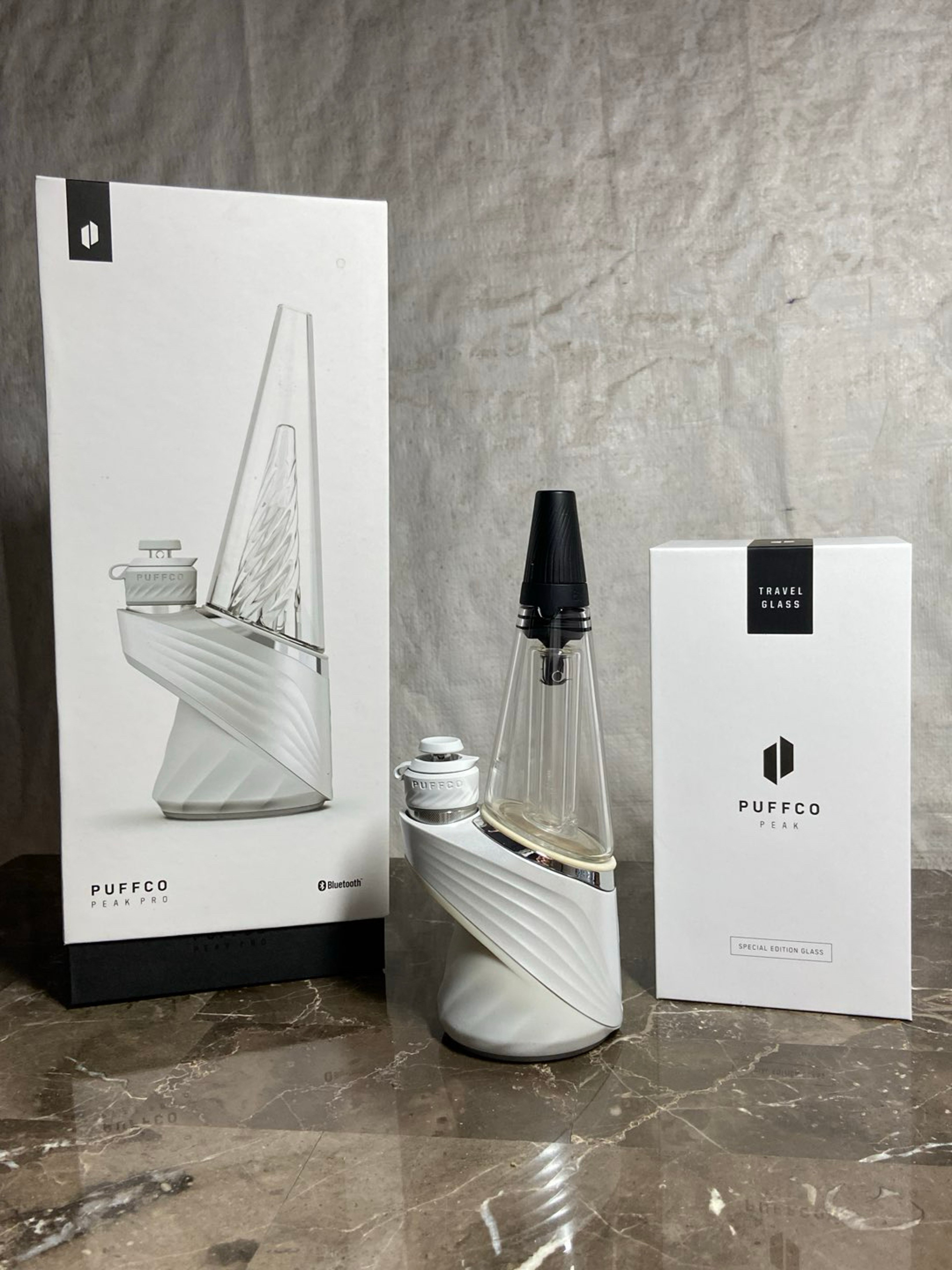 Preview pic of Puffco Peak Pro & Travel Top