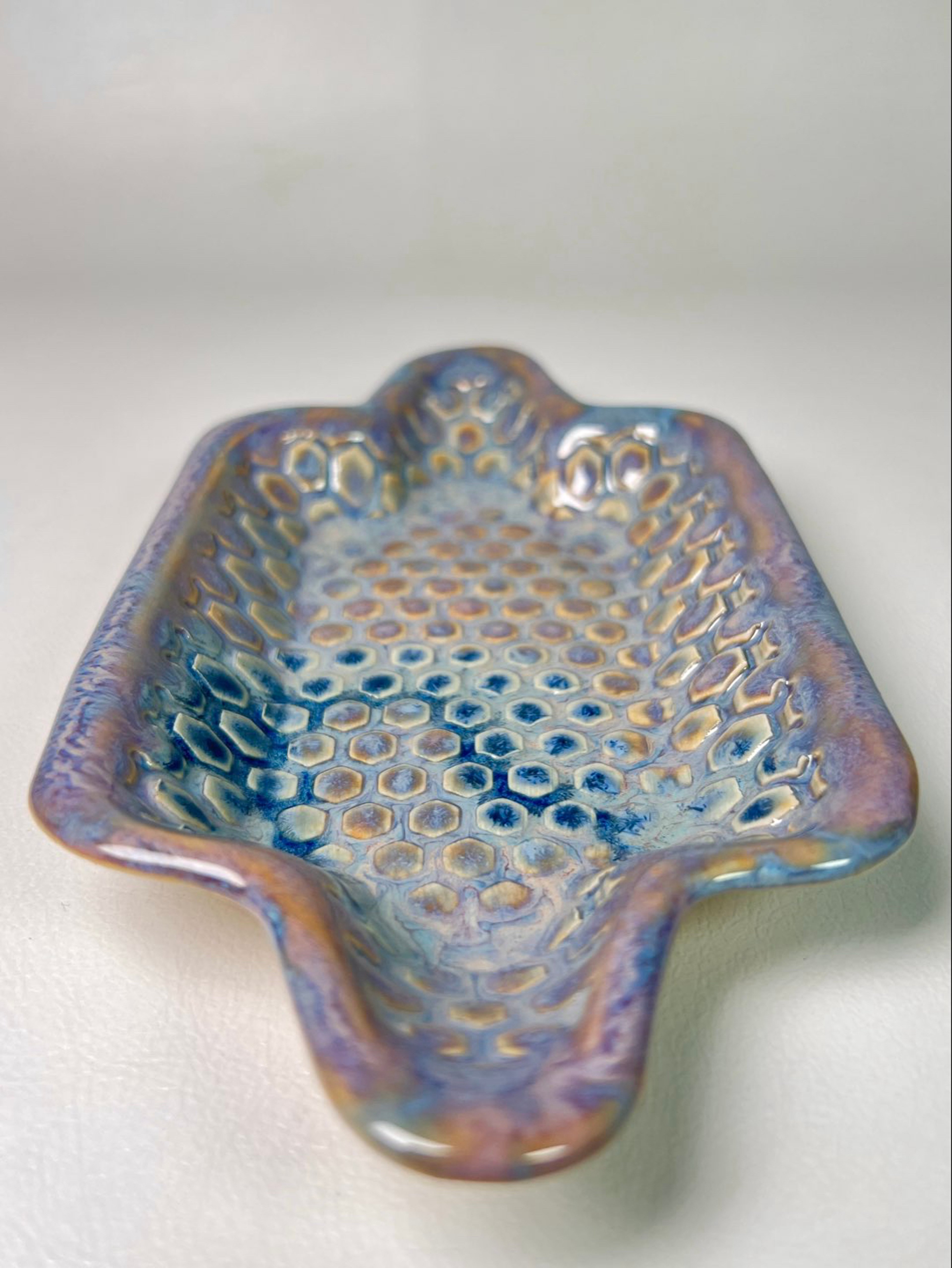 Preview pic of Stoneware Ashtray - Sundaze ‘Jack Frost’