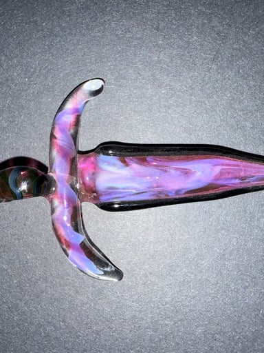 Preview pic of Marvin Glass Dagger Pendy