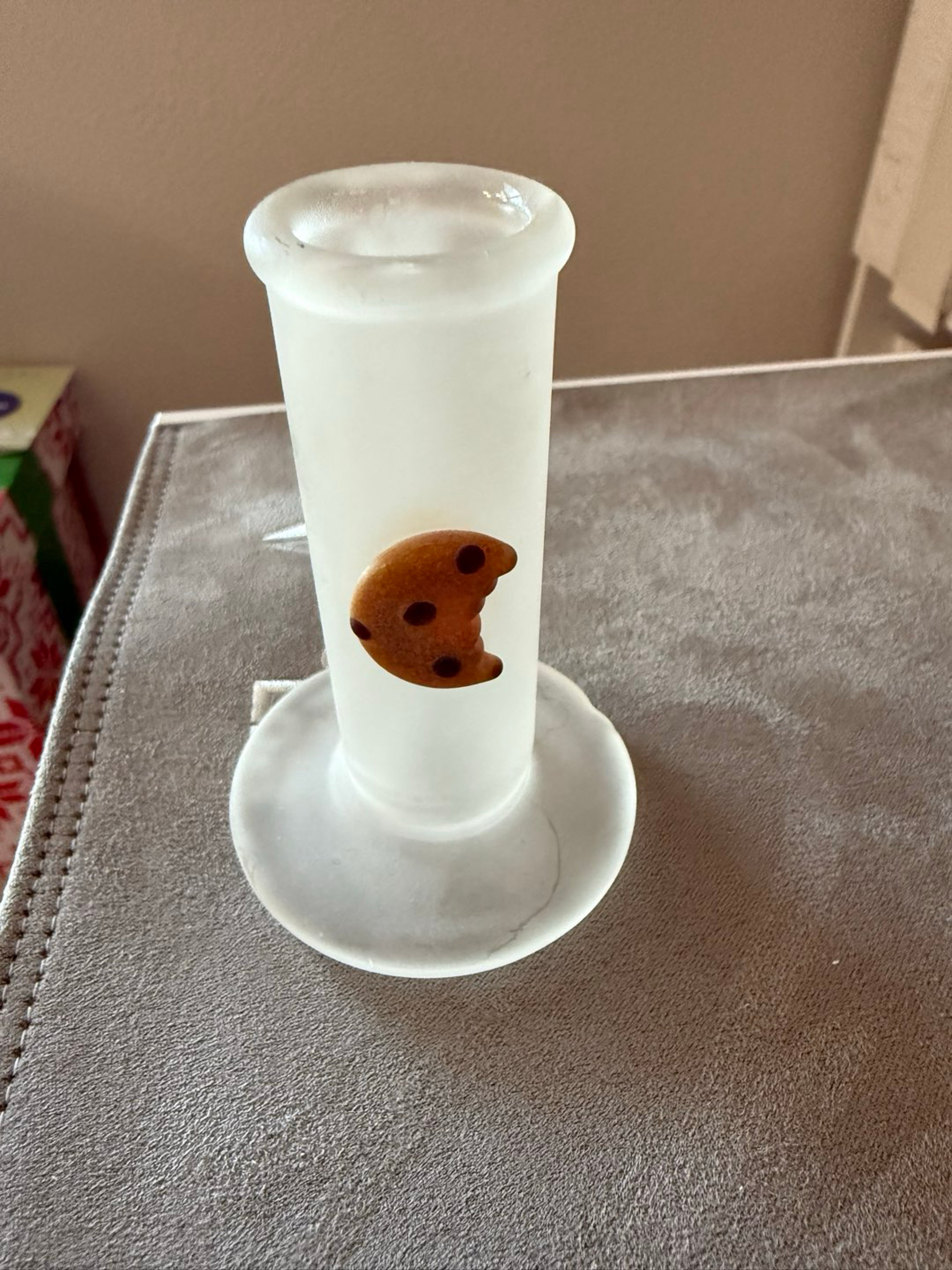 Preview pic of Rob Morrison Cookie Q-tip & dabber holder