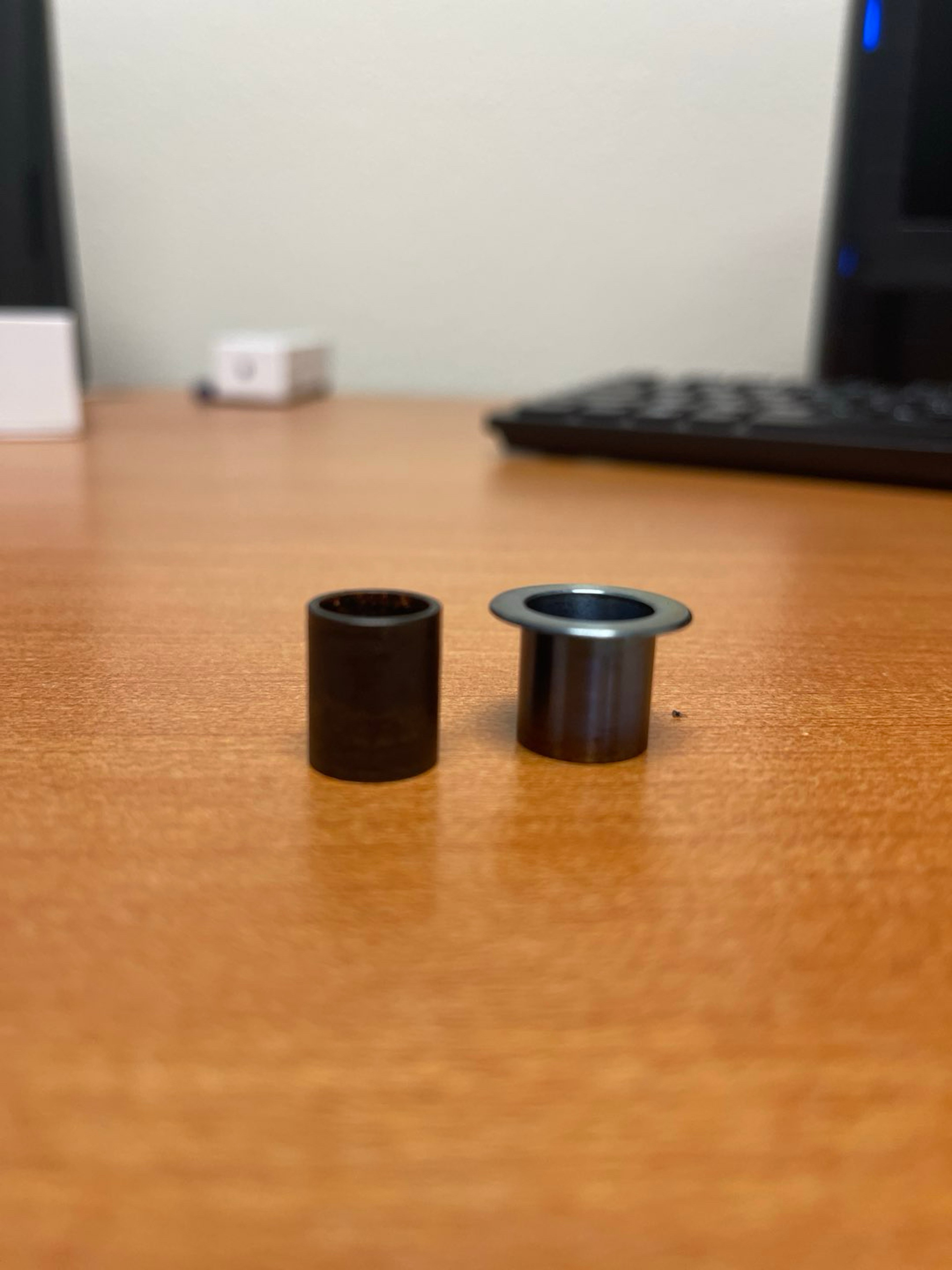 Preview pic of Dr. Dabber Si-C induction cup