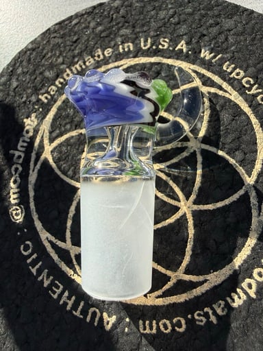 Preview pic of Horned Crowned 18mm 1 Hole Bowl