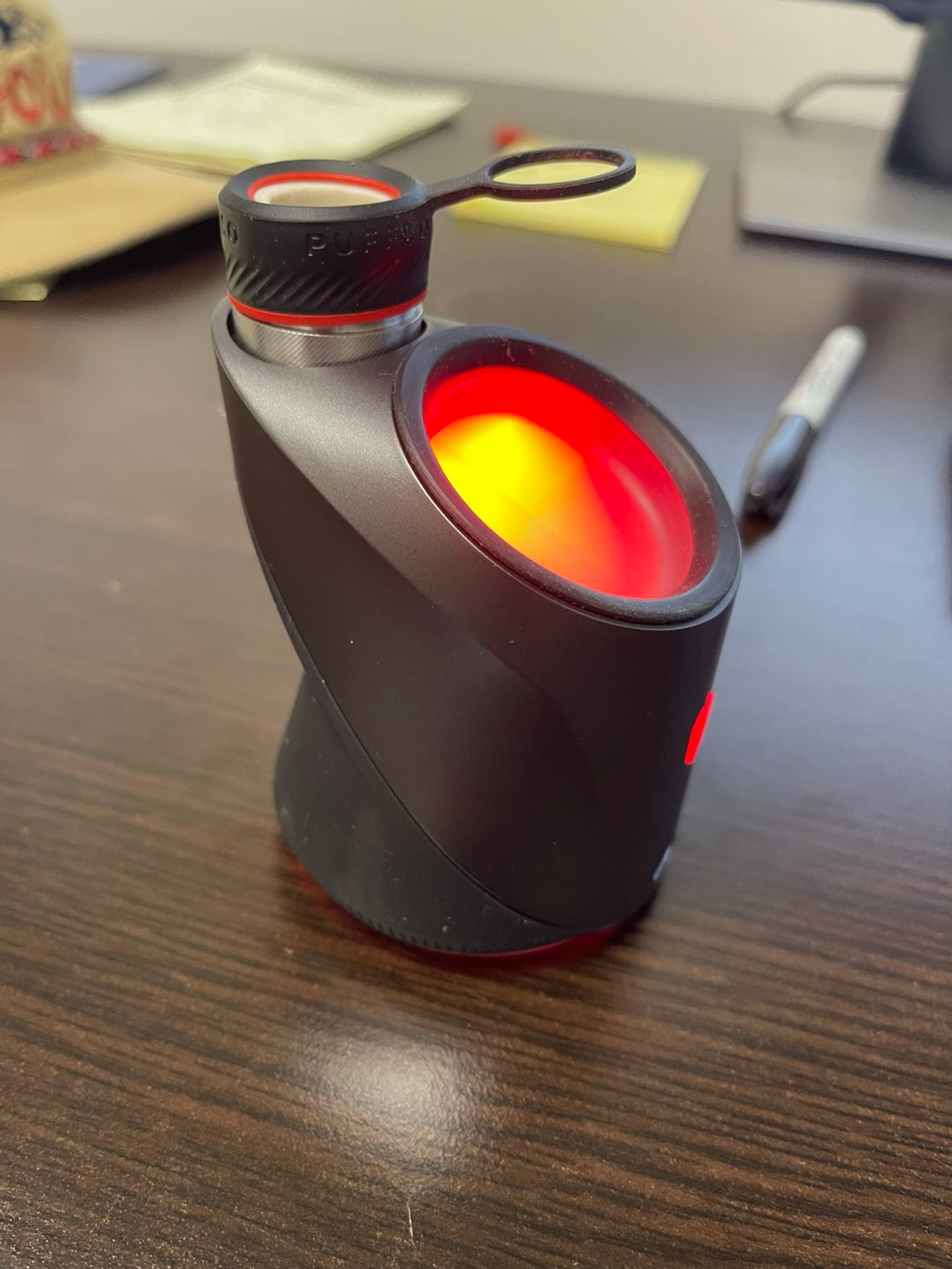 Preview pic of Puffco Peak Pro v1 with 3D chamber