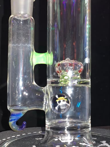 Preview pic of Captain Hook Beacon w/ One Piece Millie