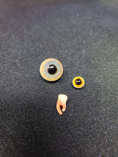 Preview pic of Krunchie Lettuce Eyeball/teeth slurp set