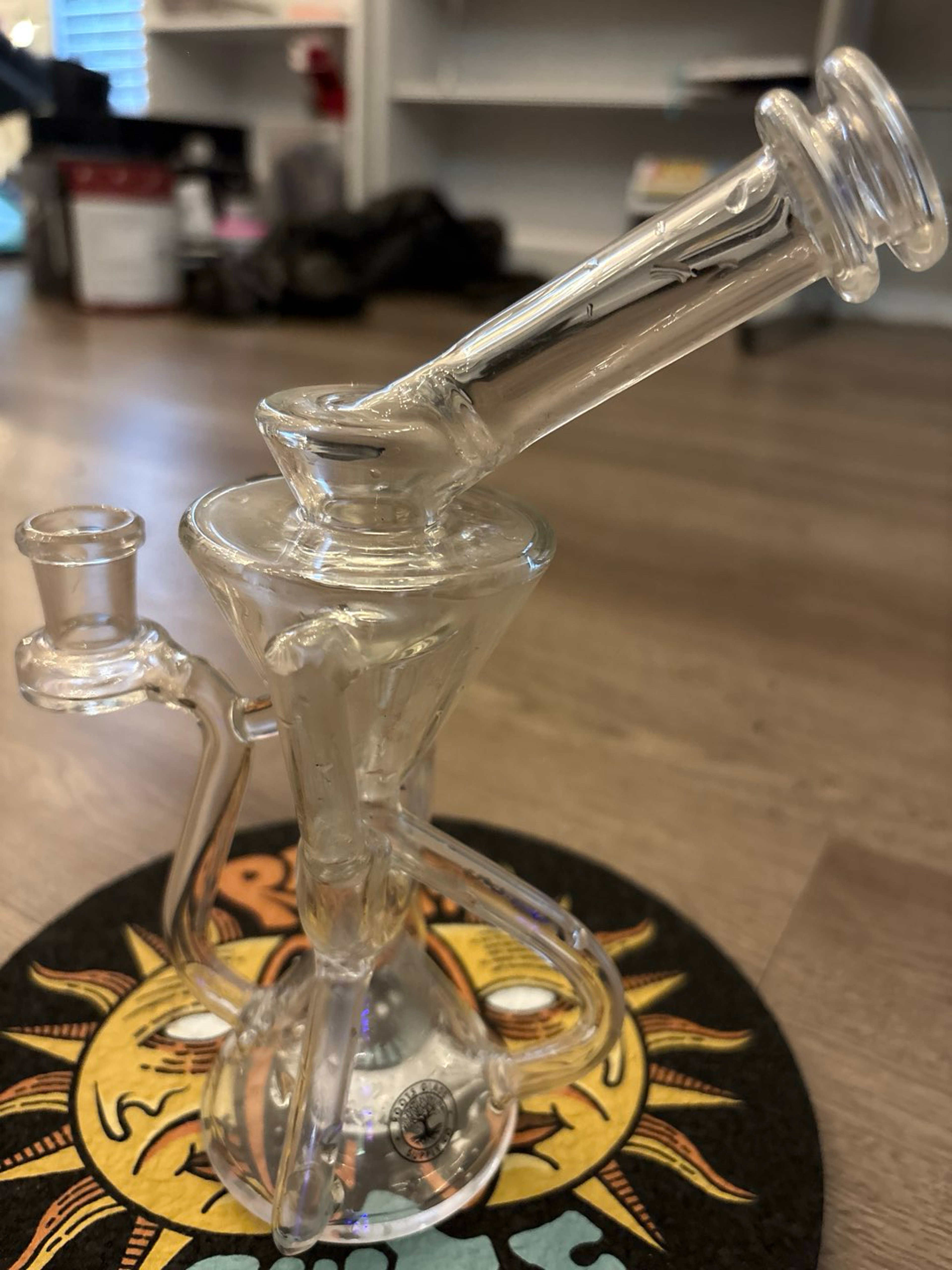 Preview pic of Roots glass “ spider” recycler