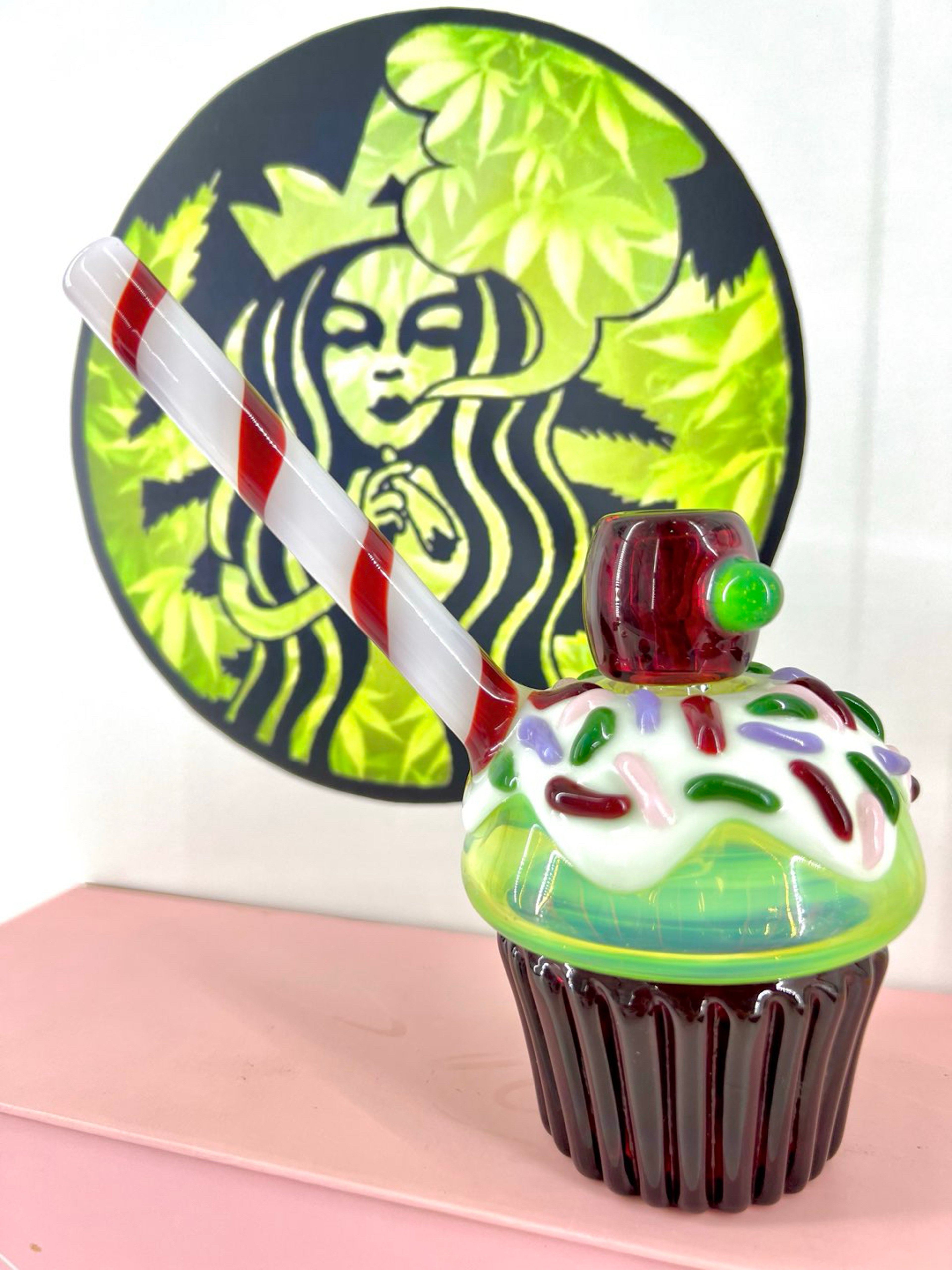 Preview pic of 🧁 Cupcake Water Pipe