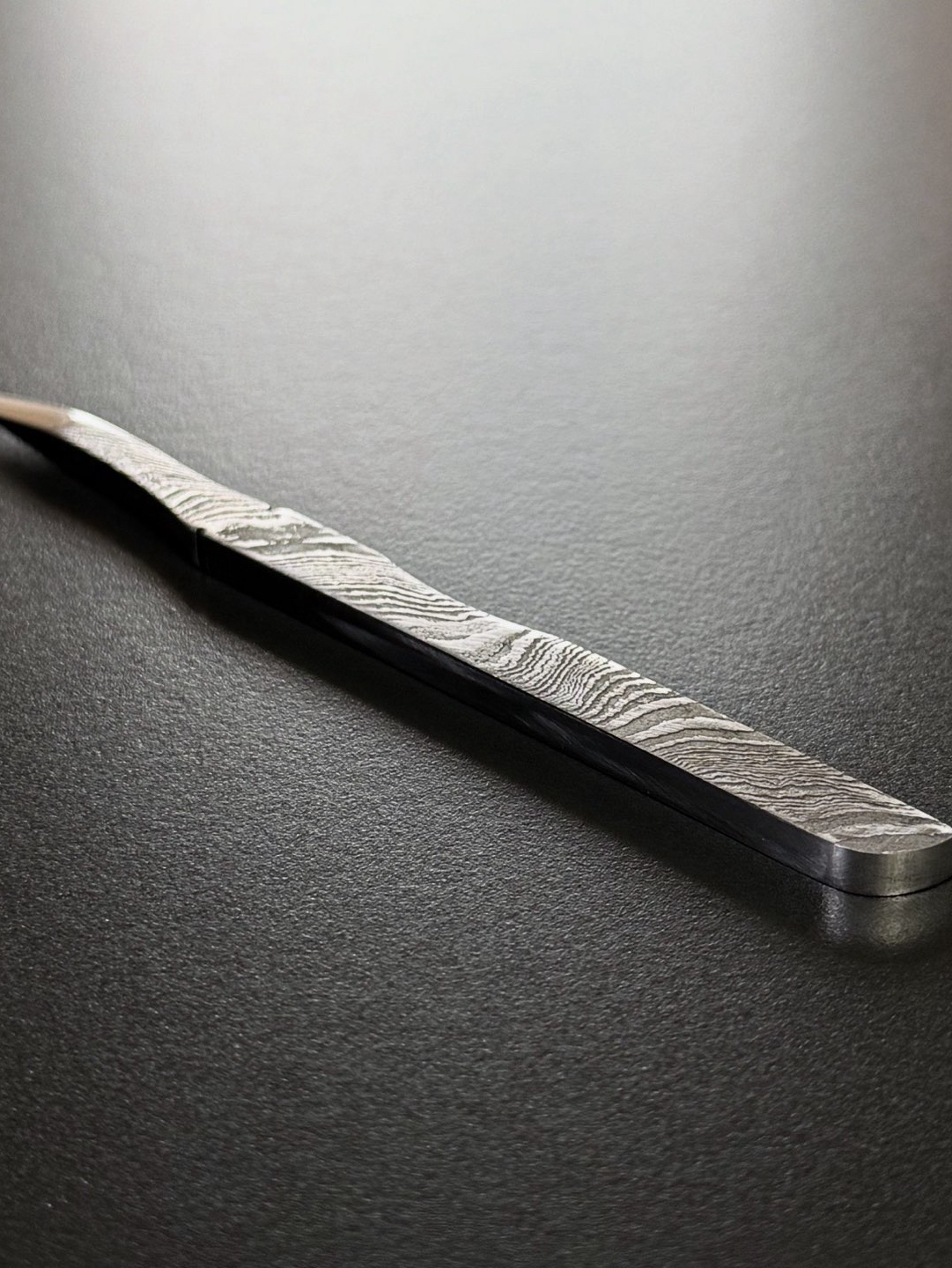 Preview pic of Dead Deck Damascus Steel Tool