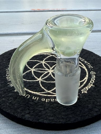 Preview pic of LV Glass 18mm 4 Hole Slide