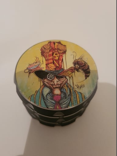 Preview pic of Grinder Alice in wonderland Mad Hatter high quality 4 pieces with tools